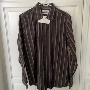 Calvin Klein modern fit men’s button shirt